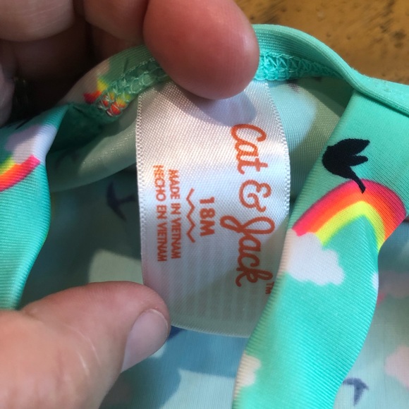Lot of 3 swimsuits for your growing baby. - Picture 12 of 12